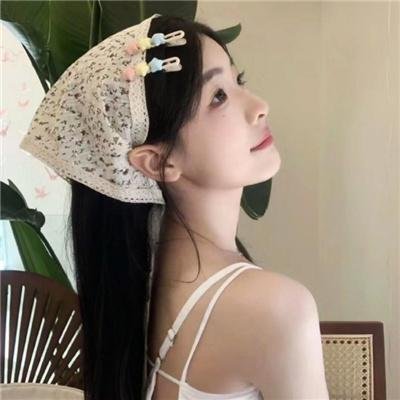 碧窗艳影