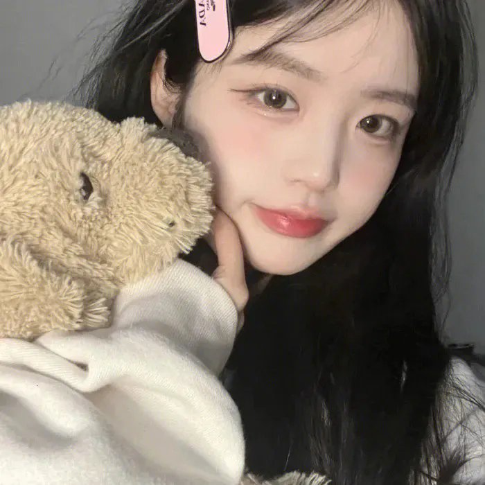 群莺乱飞